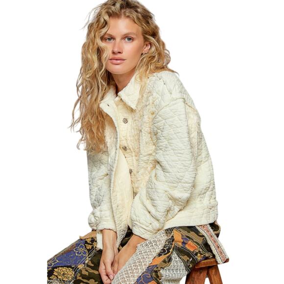 NWT POL Women’s Boho Quilted Floral Button Front Cream Jacket - Picture 2 of 3